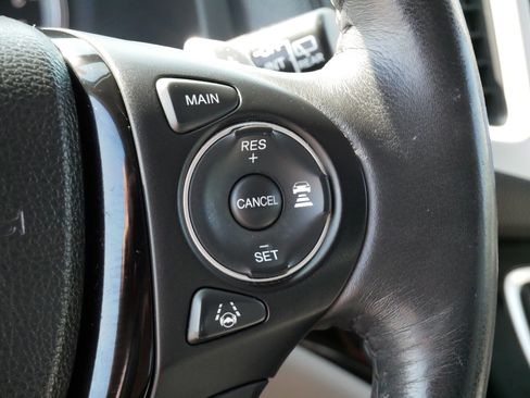 Used 2017 Honda Pilot Touring image 25