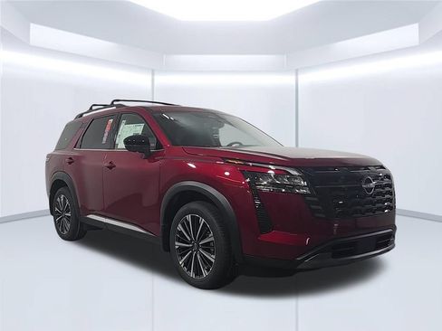 New 2026 Nissan Pathfinder Platinum AWD/4WD image 8