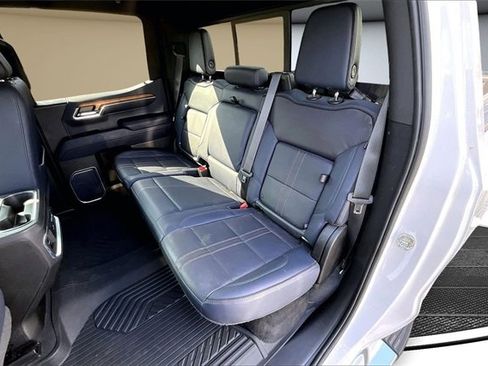 Used 2022 Chevrolet Silverado 1500 High Country w/ Z71 Off-Road Package image 23