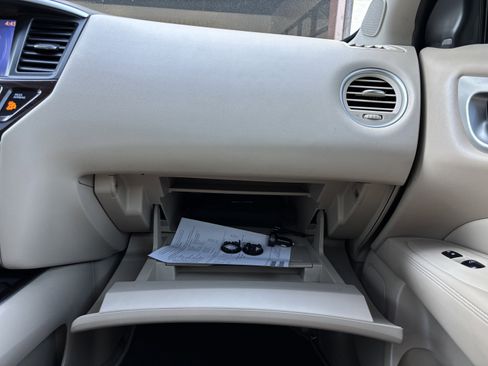 Used 2015 Nissan Pathfinder SL w/ SL Premium Package image 46