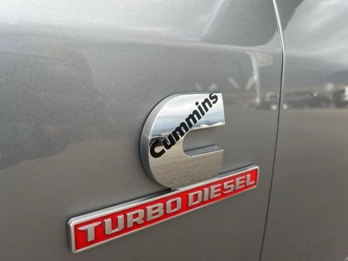 Used 2020 RAM 3500 Laramie image 11