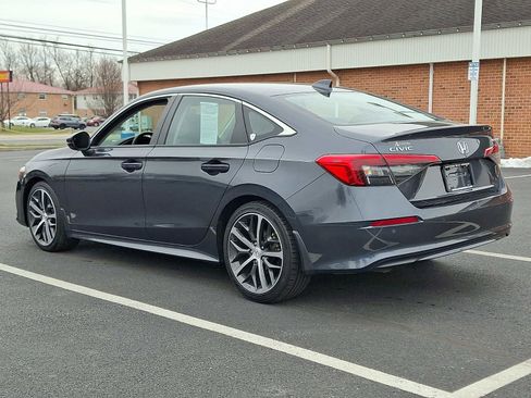Certified 2024 Honda Civic Touring image 4