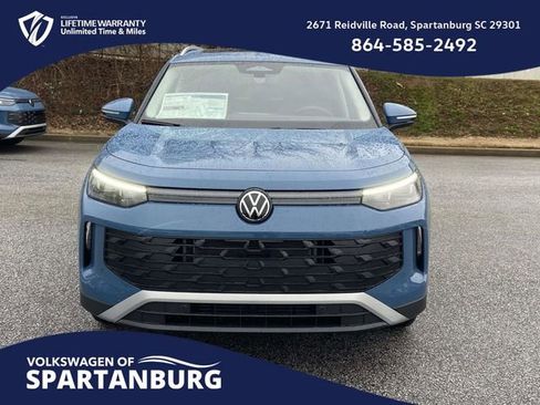 New 2026 Volkswagen Tiguan SE image 8