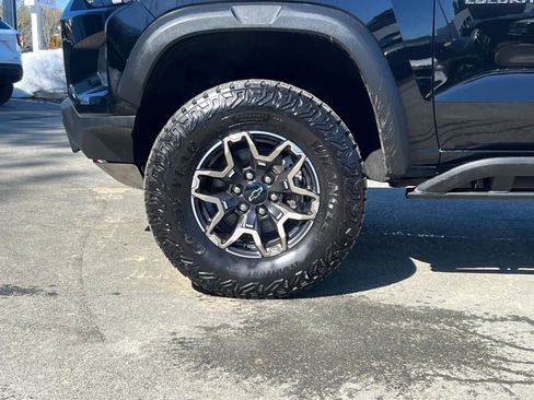 Certified 2024 Chevrolet Colorado ZR2 w/ ZR2 Convenience Package III image 11