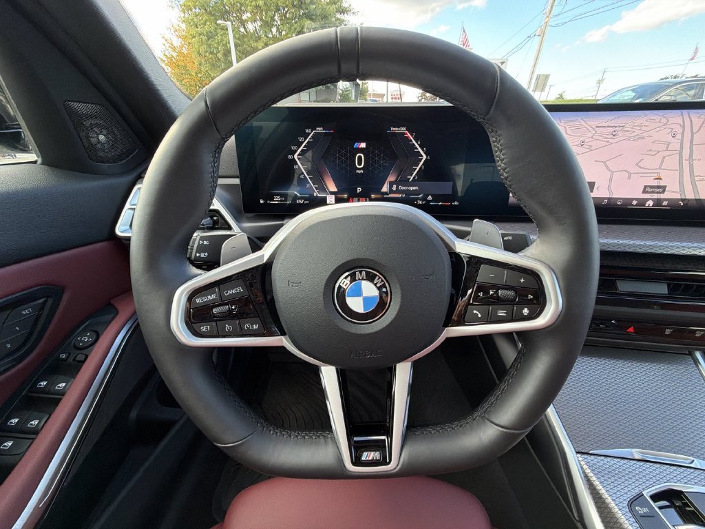 Used 2026 BMW 330i xDrive Sedan w/ M Sport Package AWD/4WD image 23