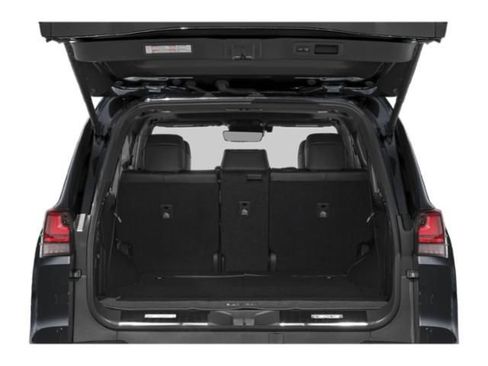 Used 2024 Lexus LX 600 4WD w/ Luxury Package image 12