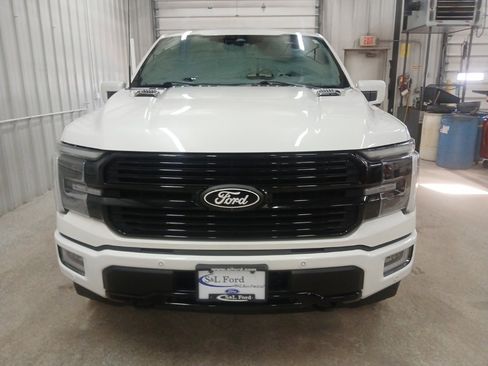 Certified 2024 Ford F150 Platinum w/ FX4 Off-Road Package image 6