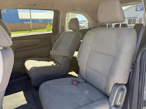 Used 2013 Honda Odyssey LX image 21