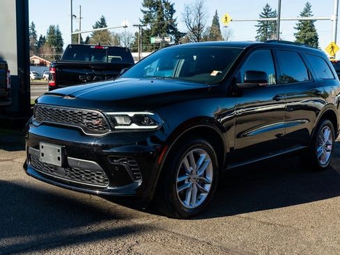 Used 2025 Dodge Durango GT image 3
