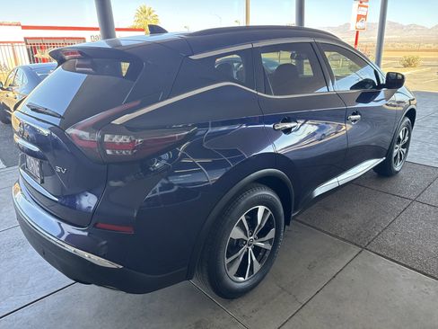 Used 2023 Nissan Murano SV image 4