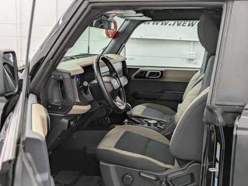 Used 2025 Ford Bronco Big Bend AWD/4WD image 3