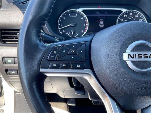Used 2023 Nissan Sentra SV FWD image 20