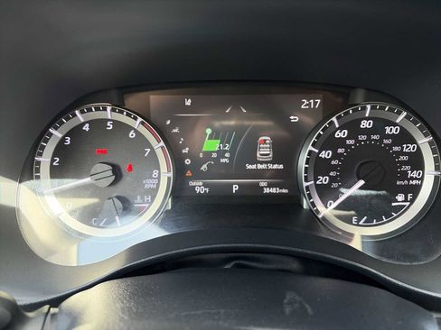 Used 2023 Toyota Highlander L FWD image 10
