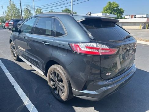 Used 2023 Ford Edge SE w/ Black Appearance Package AWD/4WD image 8