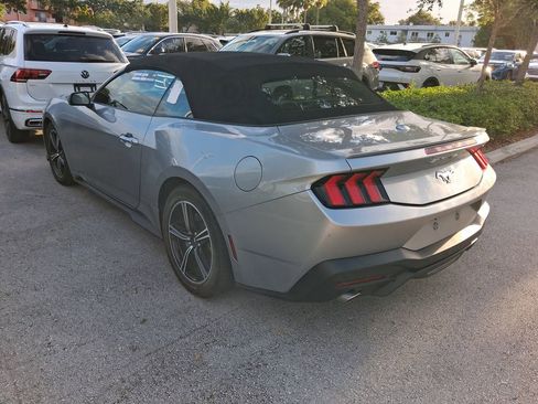 Used 2024 Ford Mustang Premium image 5