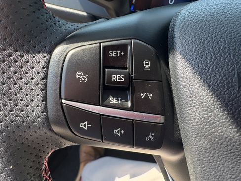 Used 2023 Ford Escape ST-Line w/ Tech Pack #1 image 9