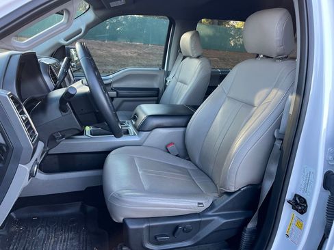 Used 2019 Ford F150 XLT w/ Equipment Group 302A Luxury image 6