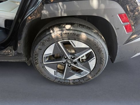 Used 2025 Hyundai Tucson SEL FWD image 14