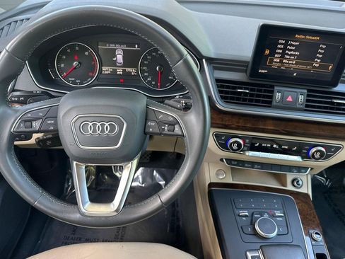 Used 2018 Audi Q5 2.0T Premium w/ Convenience Package AWD/4WD image 27