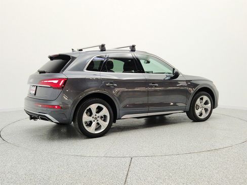 Used 2023 Audi Q5 2.0T Premium Plus w/ Premium Plus Package AWD/4WD image 5