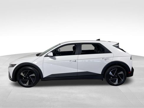 New 2026 Hyundai Ioniq 5 SEL RWD image 2