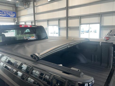 Used 2019 Chevrolet Silverado 1500 LT w/ All Star Edition AWD/4WD image 8