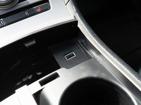 Used 2020 Lincoln MKZ image 29