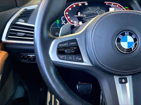 Used 2022 BMW X7 xDrive40i w/ M Sport Package image 24