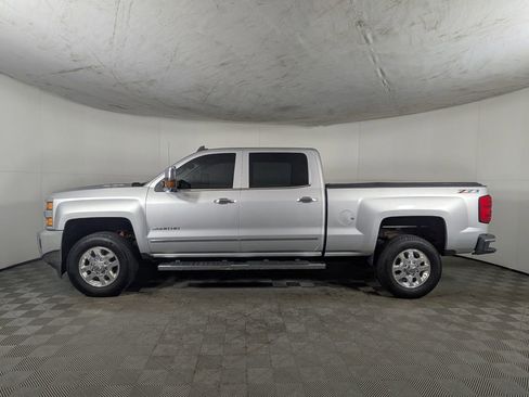 Used 2015 Chevrolet Silverado 2500 LTZ w/ Duramax Plus Package image 3