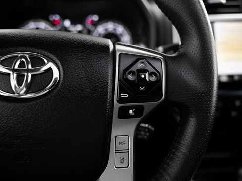 Used 2022 Toyota 4Runner Limited image 13