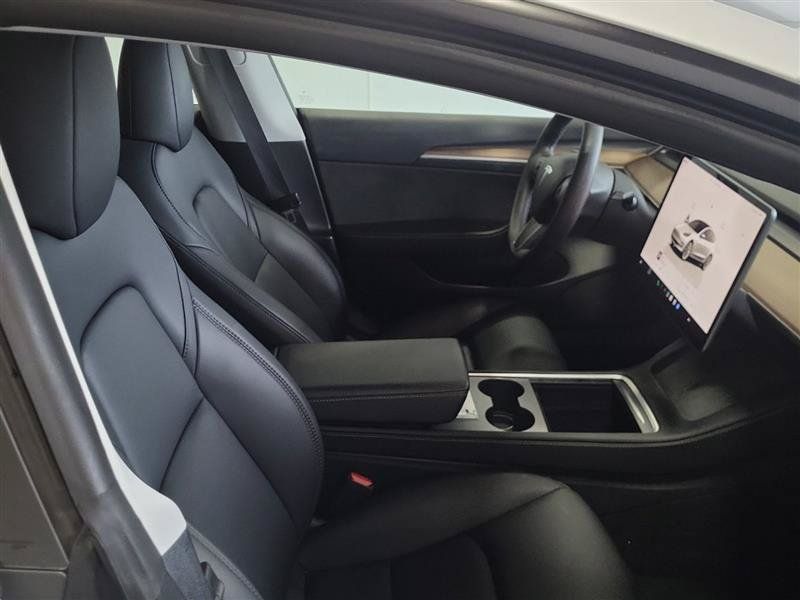 Used 2023 Tesla Model 3 Standard Range RWD image 6