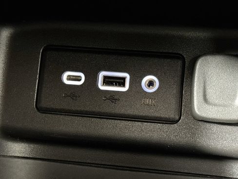 Used 2023 Chevrolet Equinox LT AWD/4WD image 15