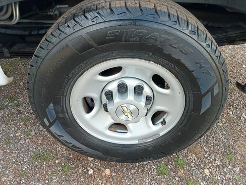 Used 2022 Chevrolet Express 3500 LS image 35