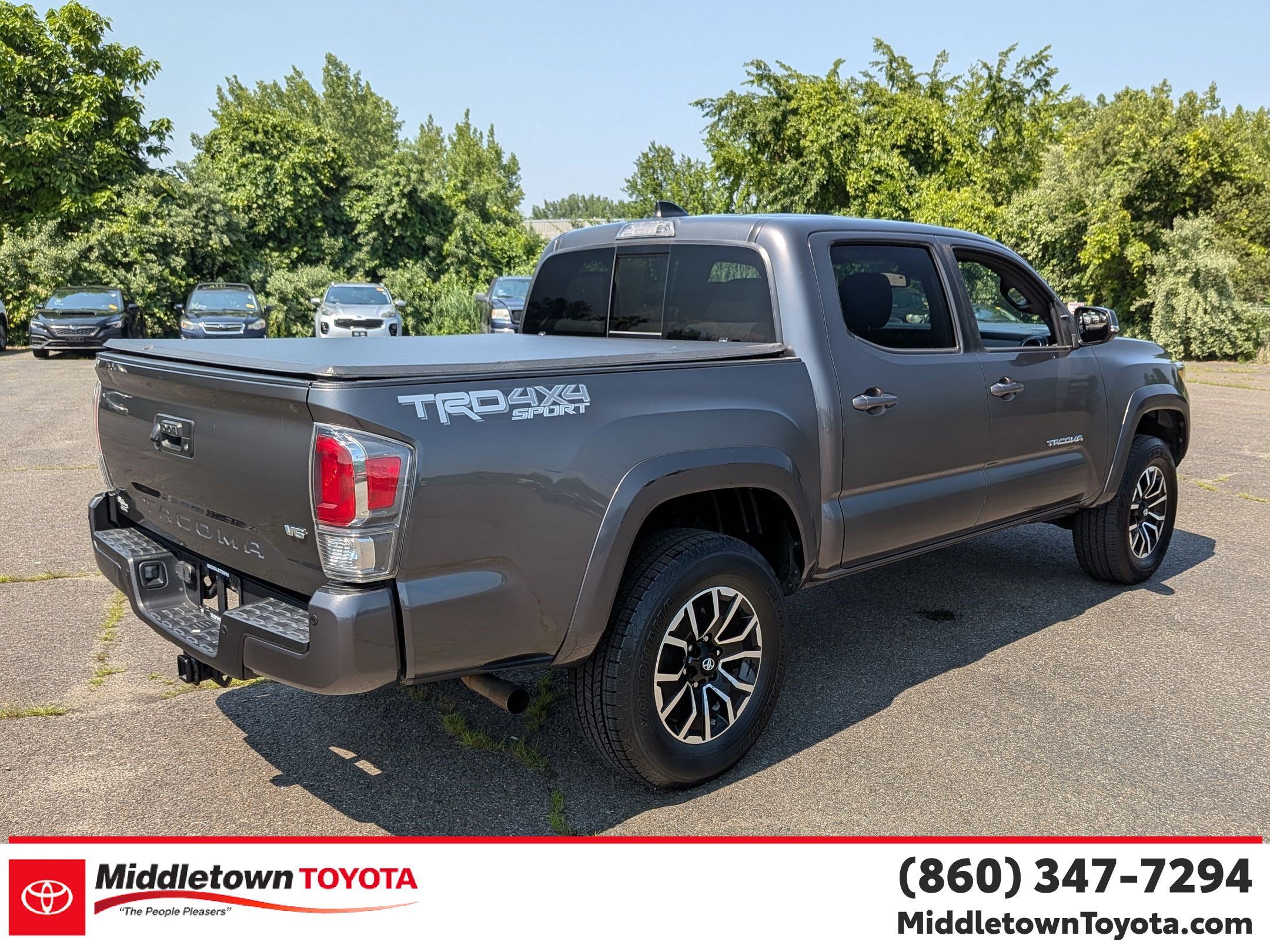 Used 2021 Toyota Tacoma TRD Sport w/ Technology Package AWD/4WD image 3