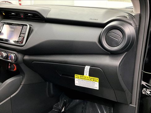New 2025 Nissan Kicks Play S FWD image 62
