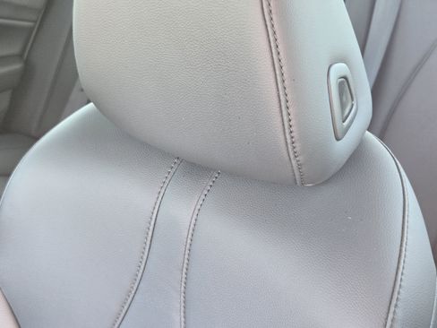 Used 2023 Acura TLX image 33