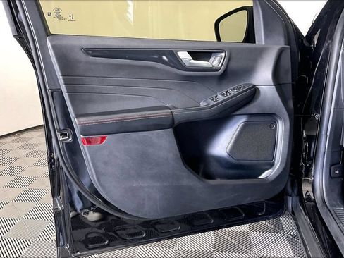Used 2025 Ford Escape ST-Line FWD image 21