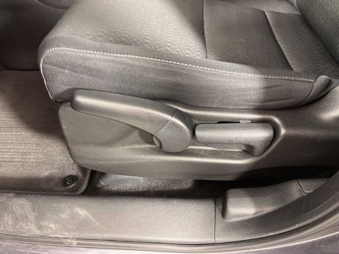 Used 2020 Honda Ridgeline Sport image 21