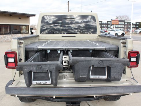 Used 2020 Jeep Gladiator Rubicon image 40