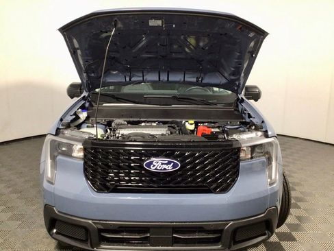 New 2026 Ford Maverick Lariat w/ Black Appearance Package image 5