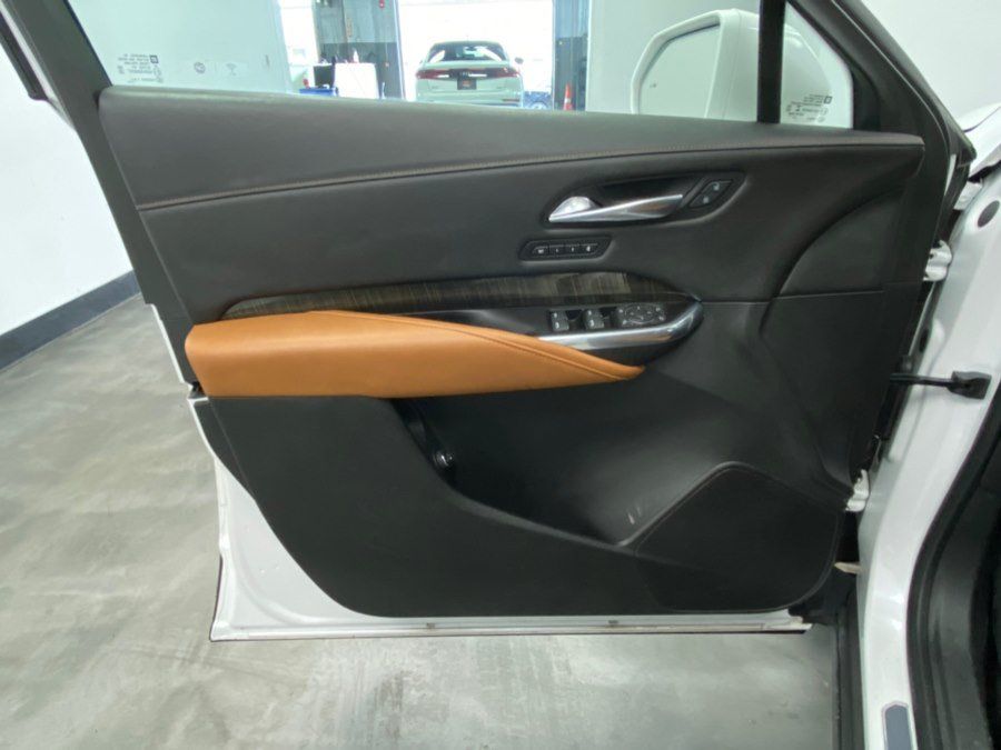 Used 2019 Cadillac XT4 Sport AWD/4WD image 45