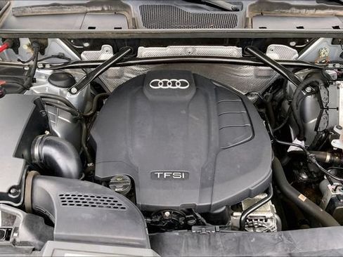 Used 2018 Audi Q5 Prestige w/ Premium Plus Package AWD/4WD image 10