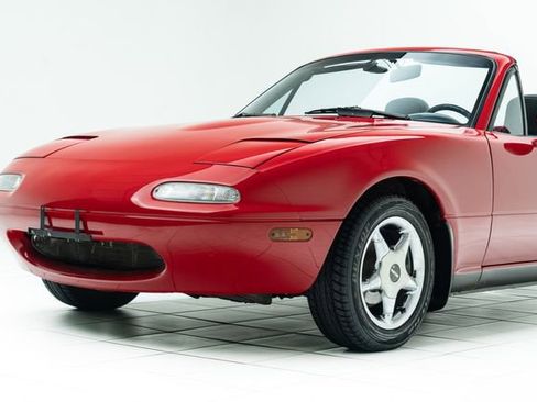 Used 1990 MAZDA MX-5 Miata RWD image 10