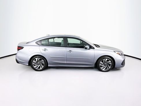 Used 2025 Subaru Legacy Limited image 9