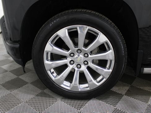 Used 2020 Chevrolet Silverado 1500 High Country image 38