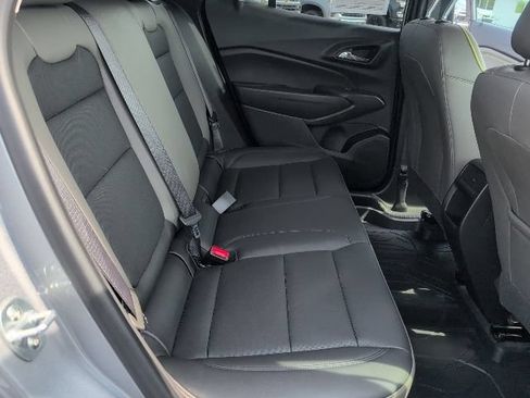 Used 2025 Chevrolet Trax ACTIV w/ Driver Confidence Package FWD image 39