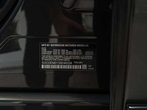 Used 2025 BMW X7 M60i image 19