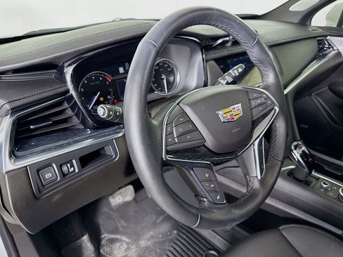 Used 2024 Cadillac XT5 Premium Luxury w/ LPO, Floor Liner Package image 9
