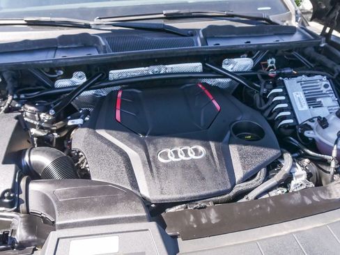 Used 2022 Audi SQ5 Premium Plus w/ Premium Plus Package image 25