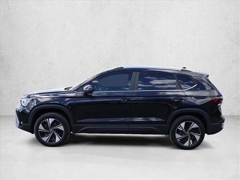New 2026 Volkswagen Taos SE AWD/4WD image 9
